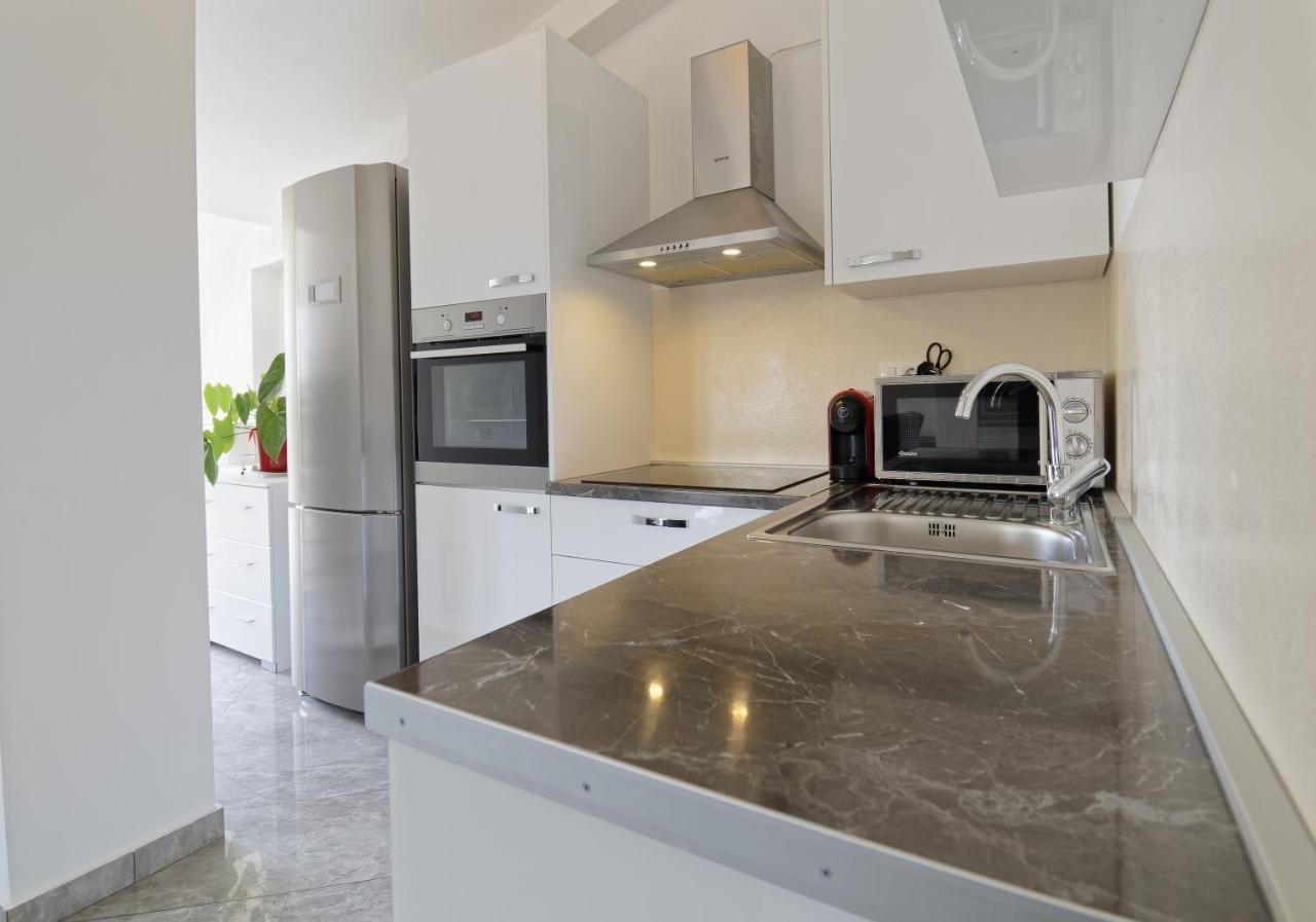 Apartments Goran By Rent Istria อูมัค ภายนอก รูปภาพ