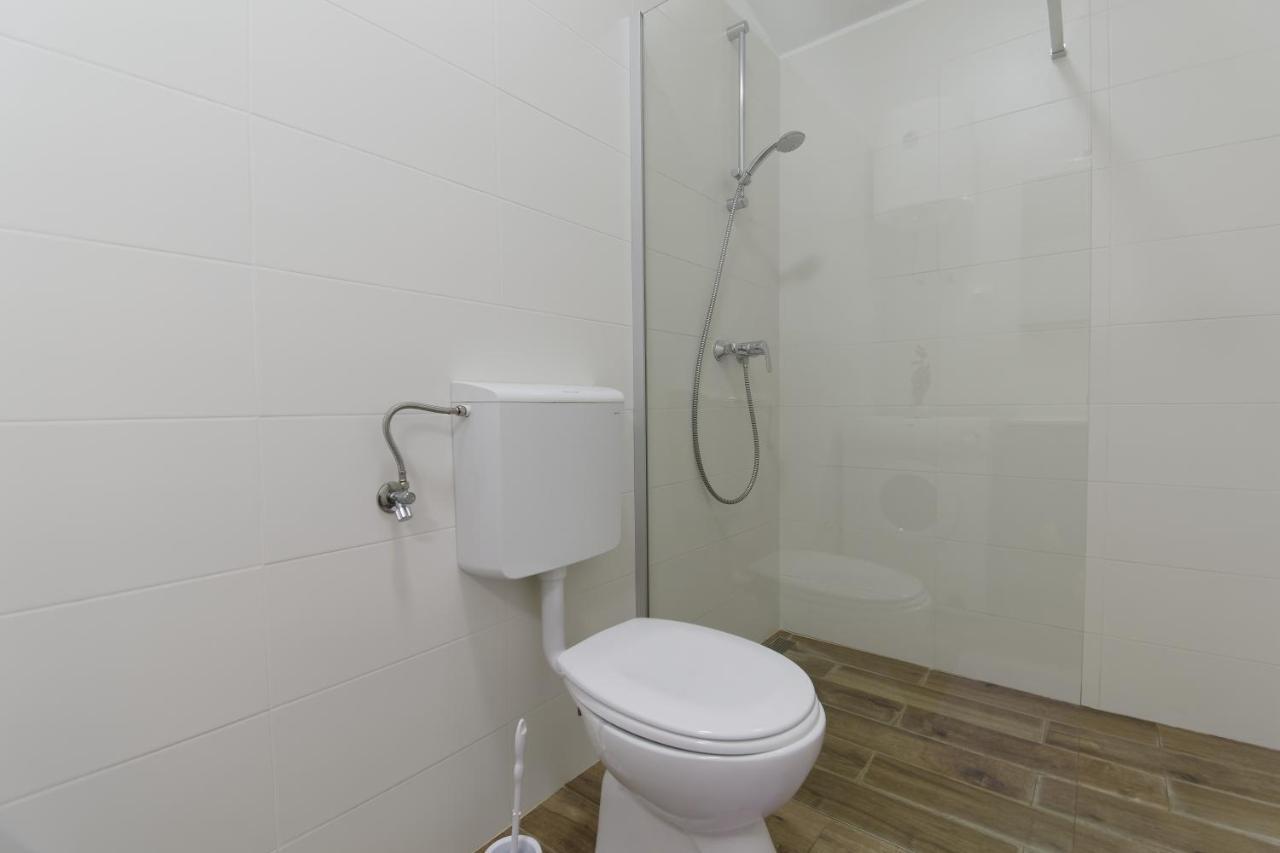 Apartments Goran By Rent Istria อูมัค ภายนอก รูปภาพ
